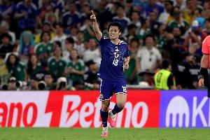 下一站五大联赛?27岁上田绮世2射1传今日最佳 旅欧4年拿荷甲金靴