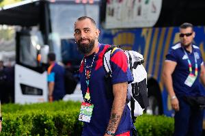 伊格莱西亚斯:证件问题别人也遇到过 球队已经恢复了士气